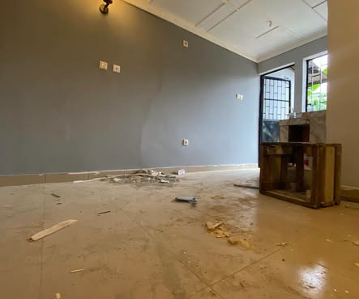 Vaste chambre à louer - Logbaba, Douala
