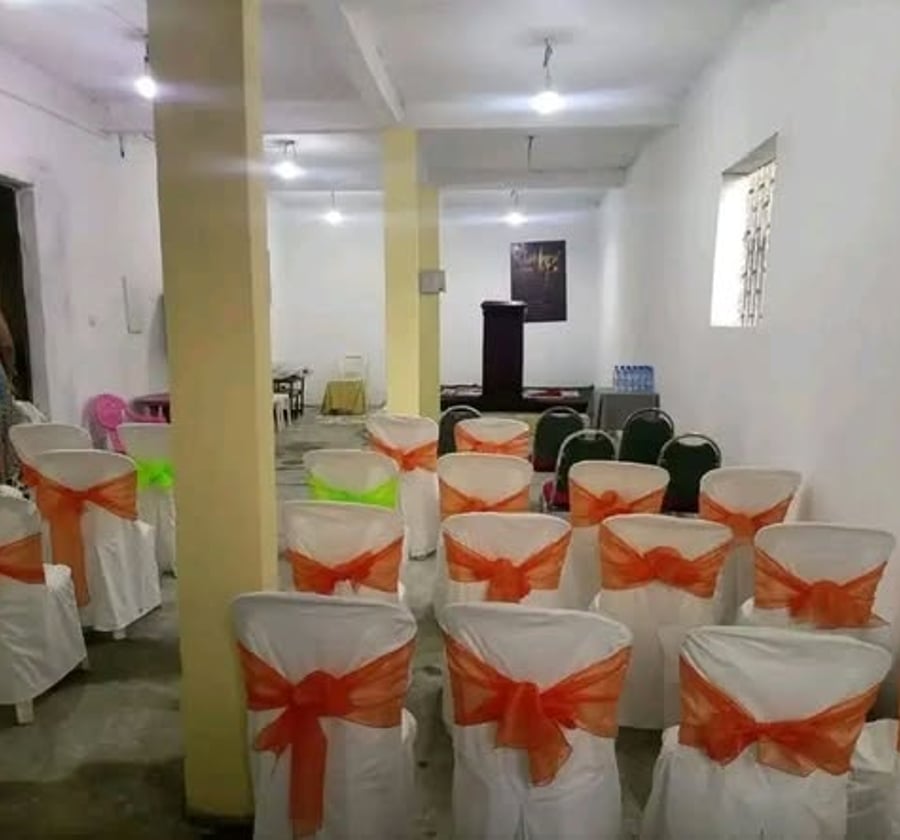 Salle à louer pour Église – Akwa Nord