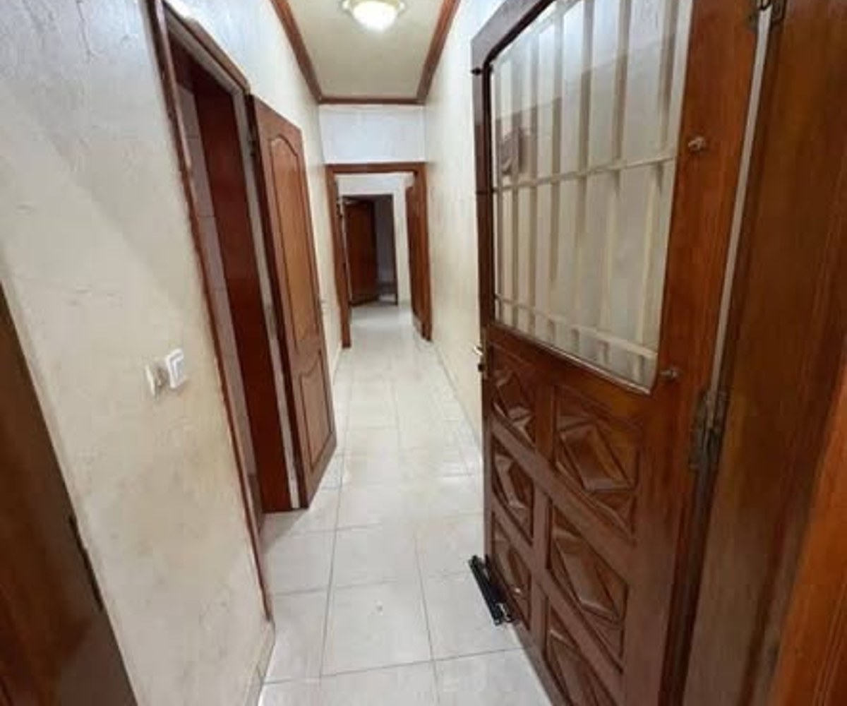 Villa 4 chambres à louer - Bonapriso, Douala