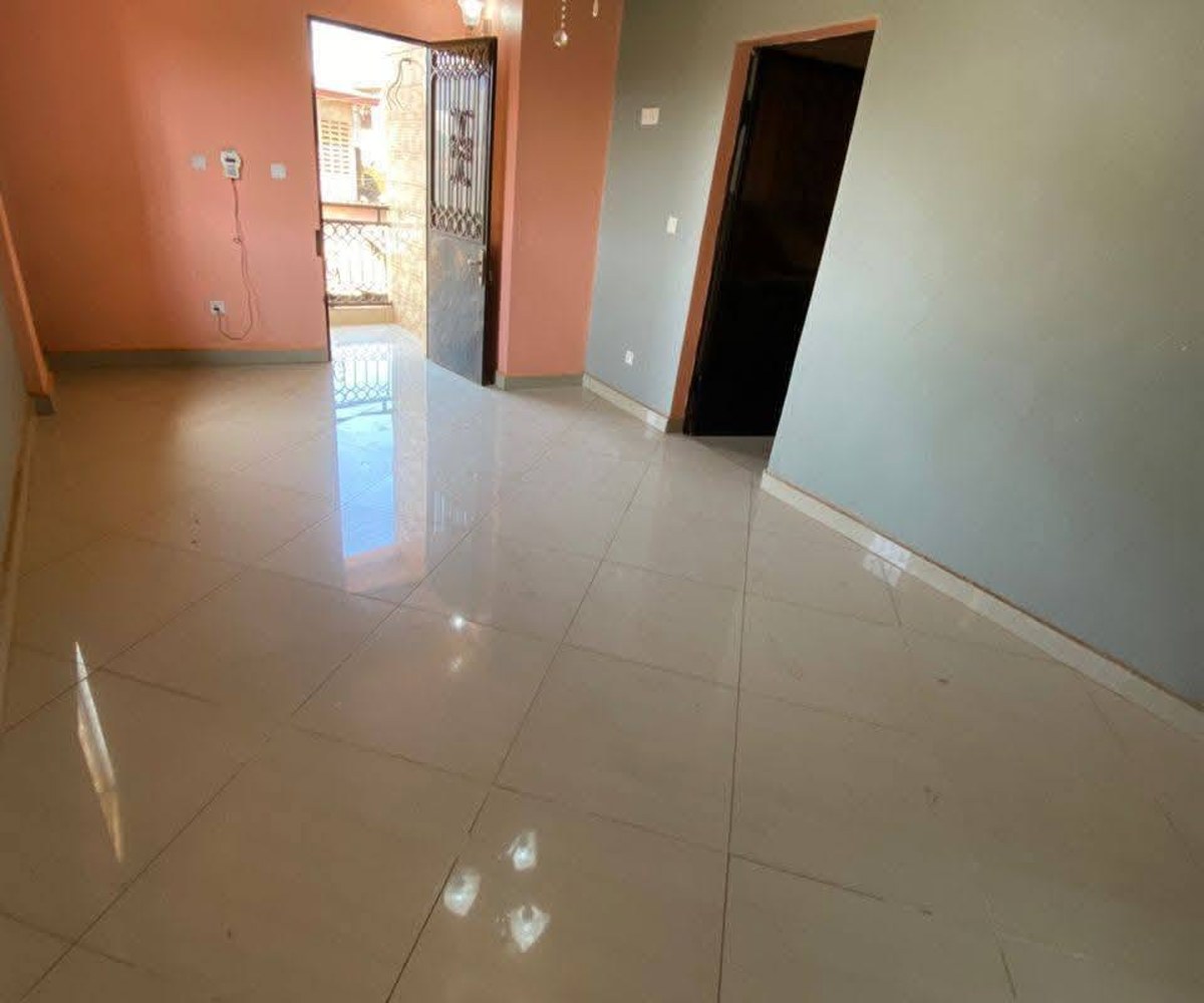 Appartement 2 chambres à louer à Ngousso