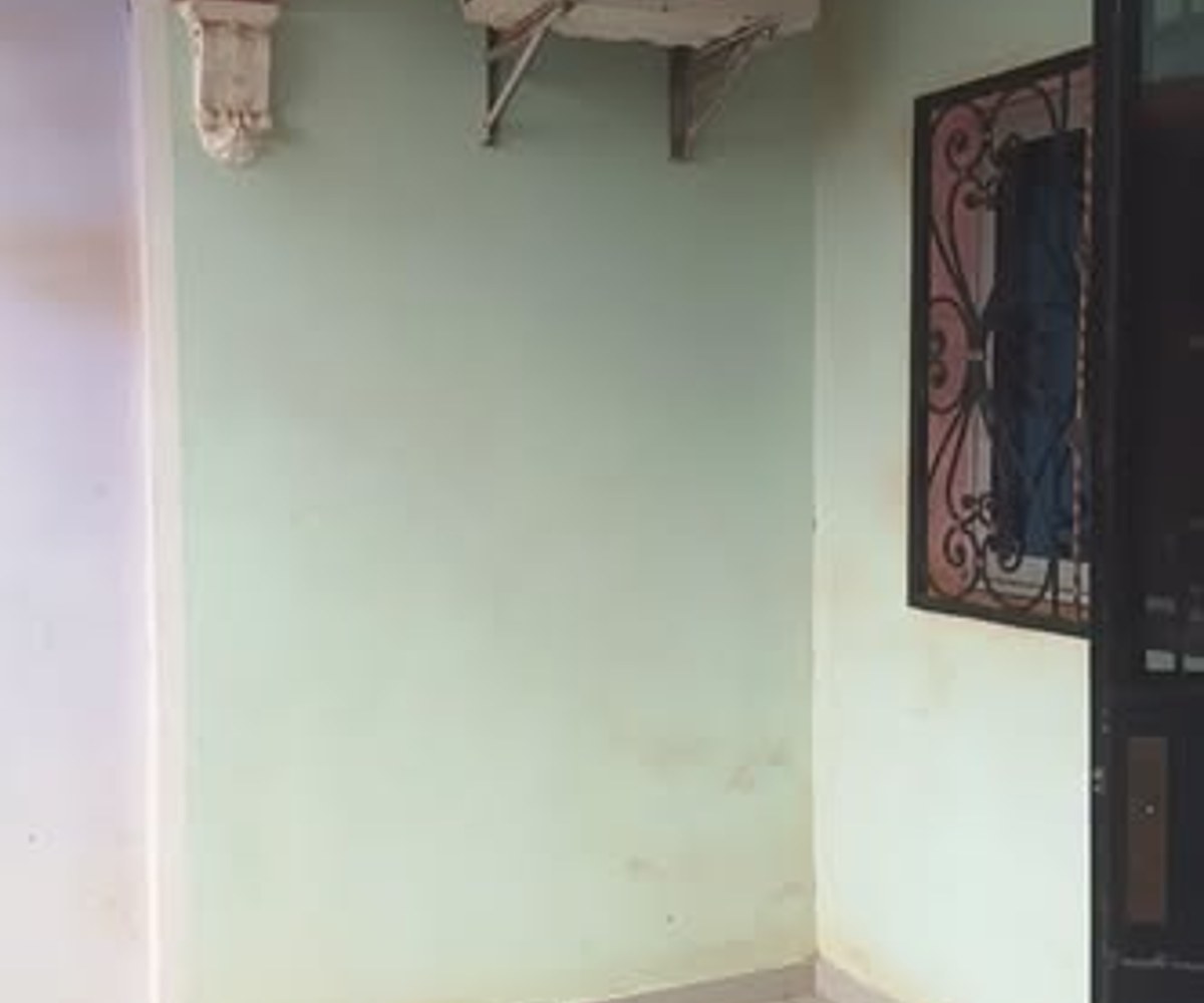 Studio moderne 4 pièces à louer à Fourgerol
