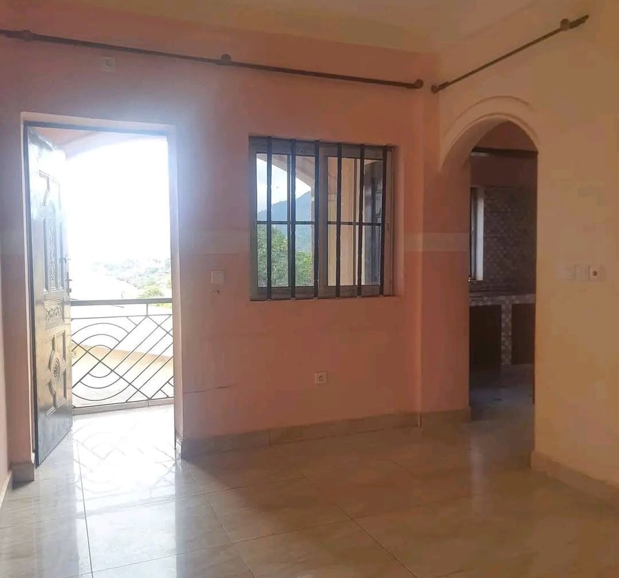 Studio moderne haut standing à louer à Nkolbisson Lycée Technique