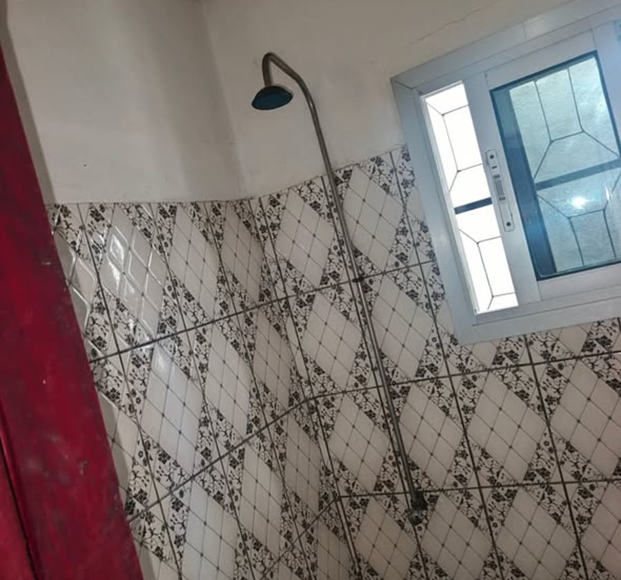 Studio moderne à louer à PK 10