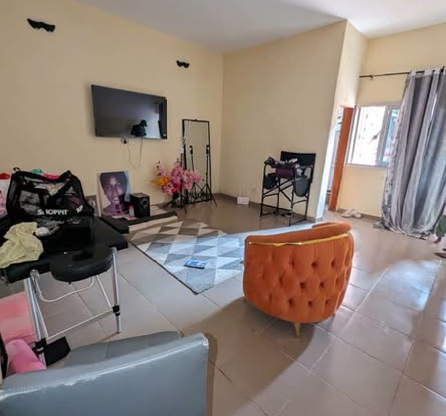 Studio moderne à Damas