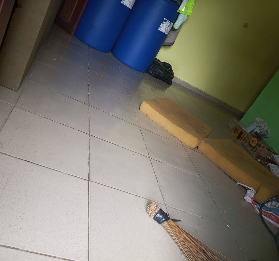 Studio moderne à Village (Douala)