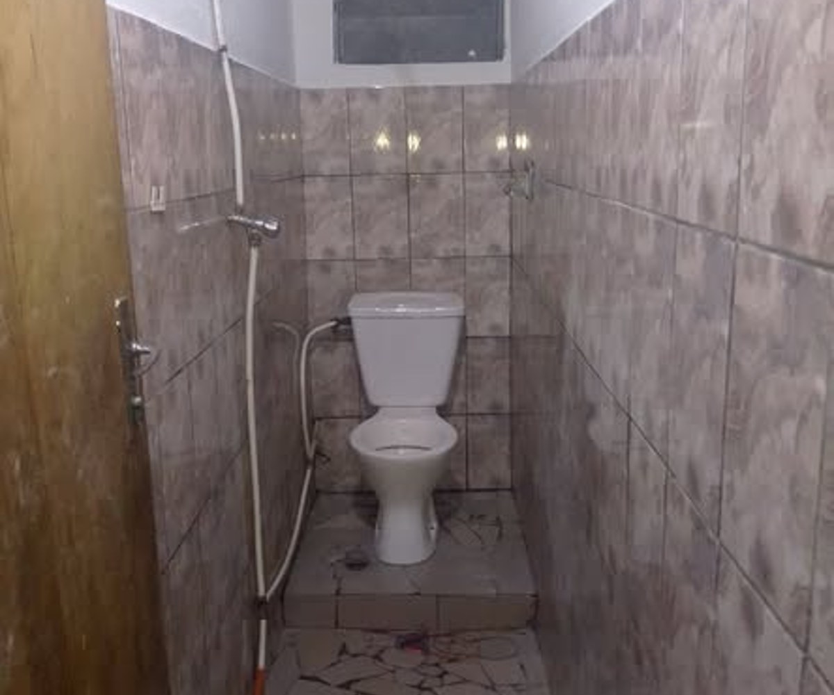Studio moderne à louer - Village, Douala