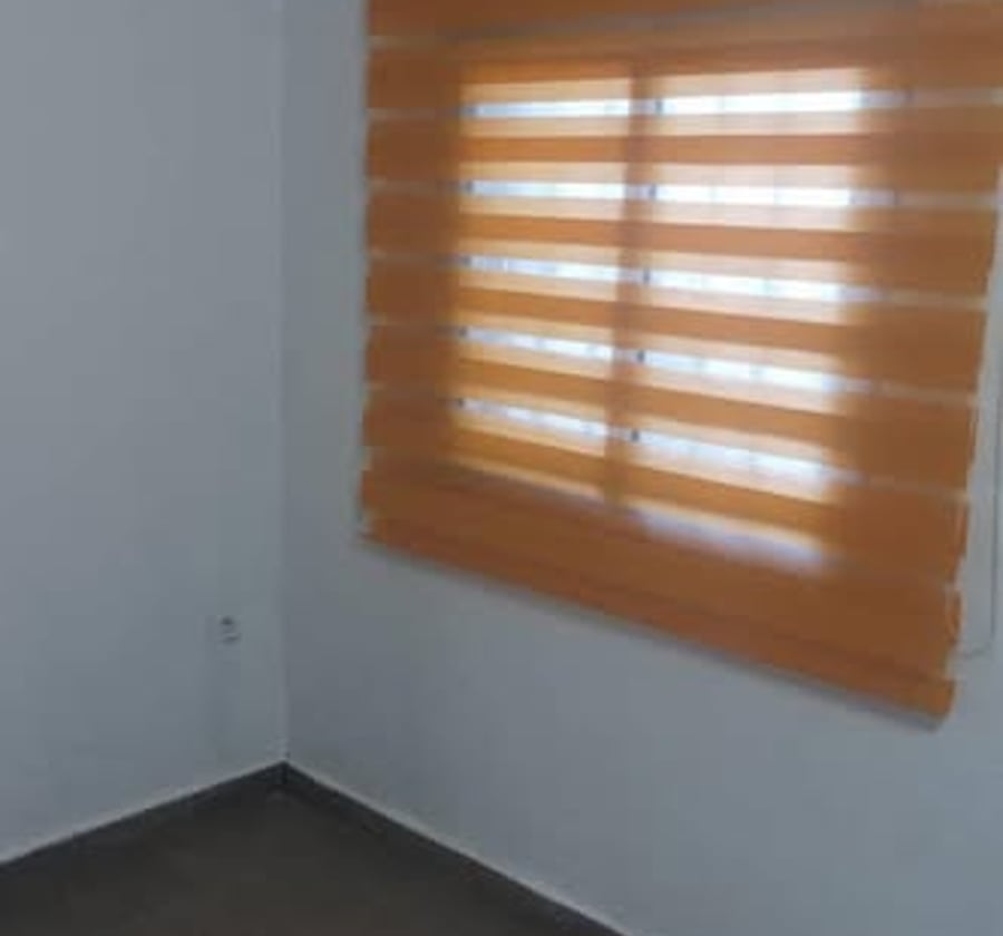 Studio moderne moyen standing à louer - Bonangang