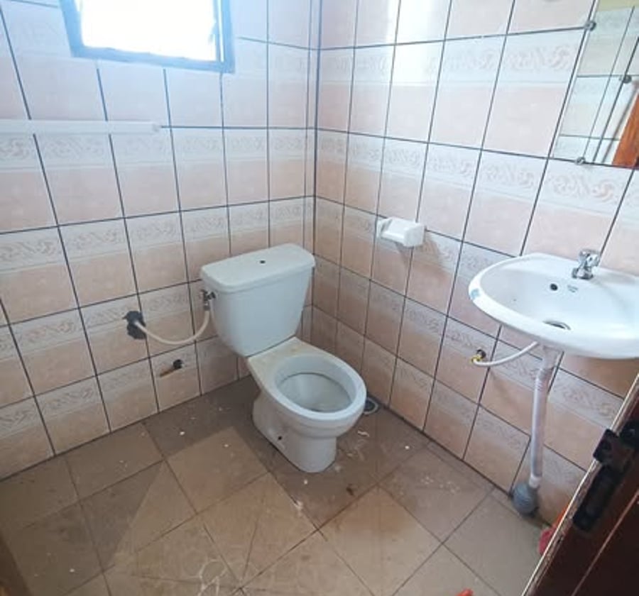 Studio moderne à louer à Efoulan