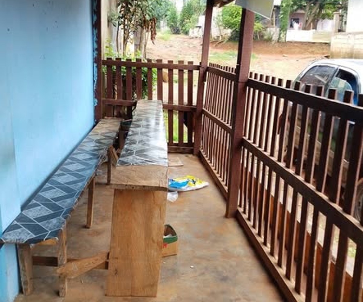 Boutique à louer - Biteng, Yaoundé