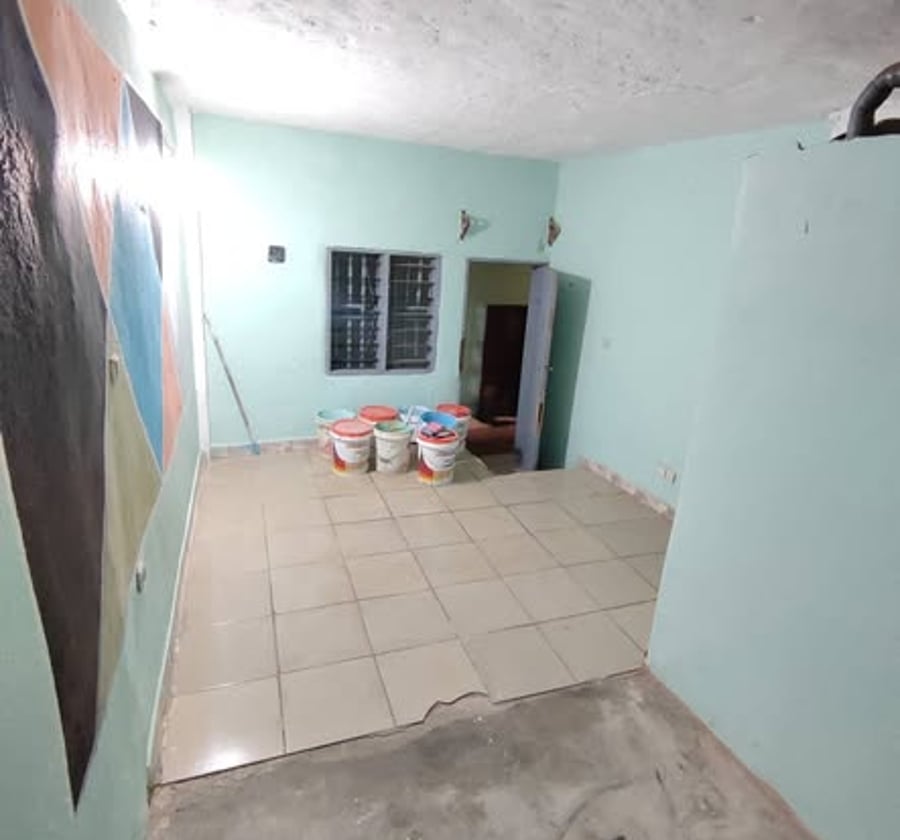 Chambre moderne à louer à Fouda, Yaoundé