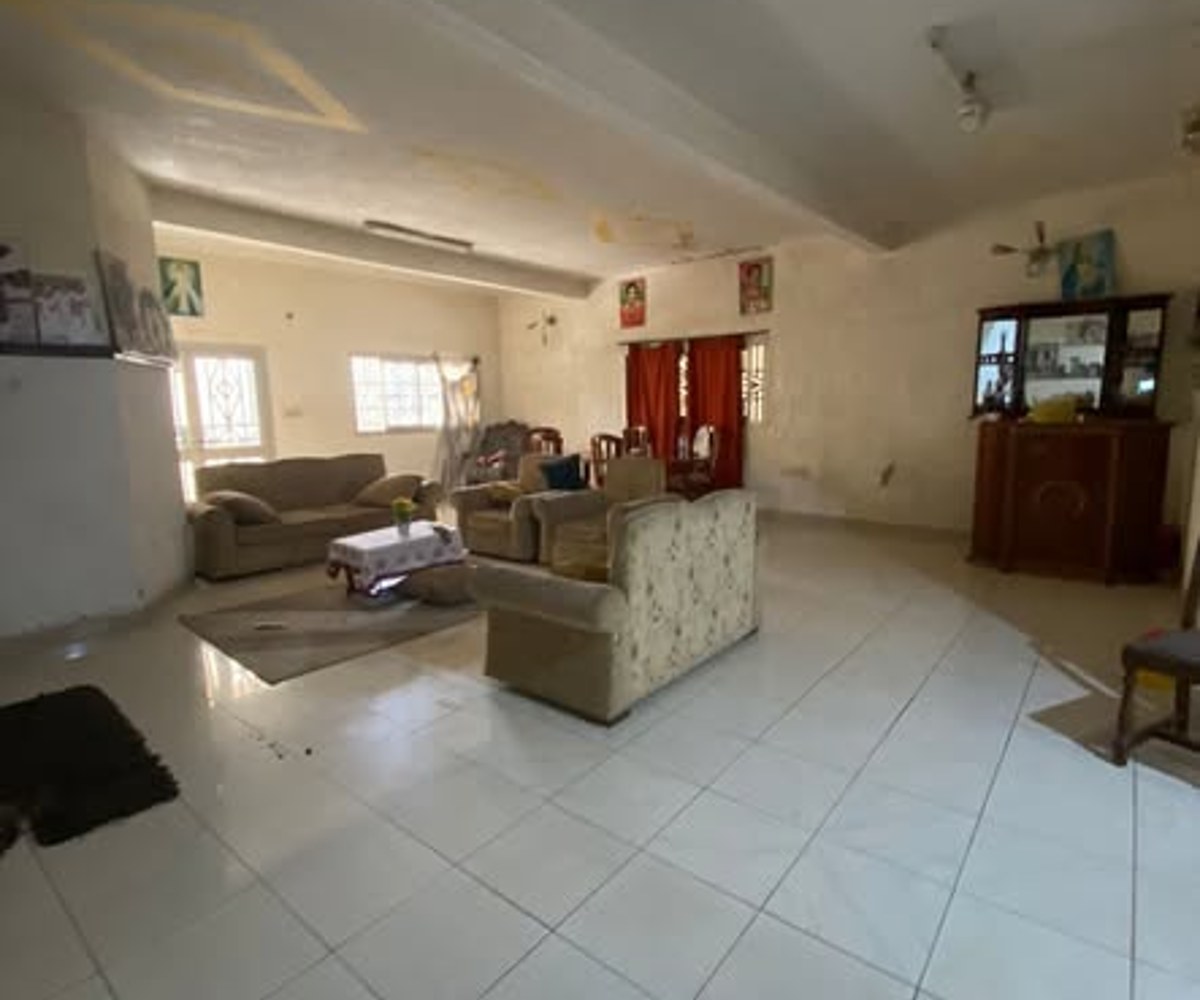 Duplex à louer - Logpom, Douala, 4 chambres