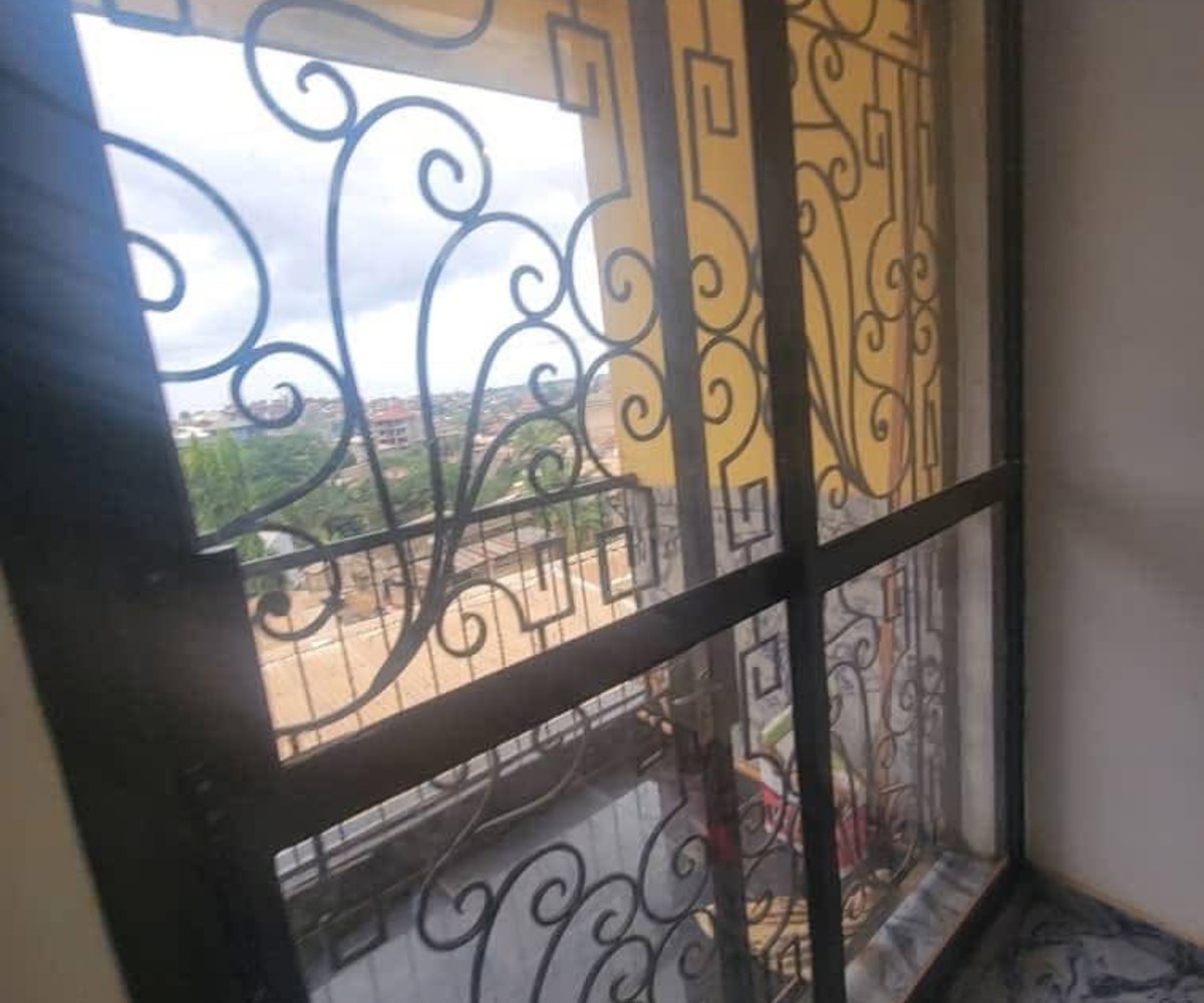 BEAU STUDIO À LOUER 60.000f a NGOUSSO