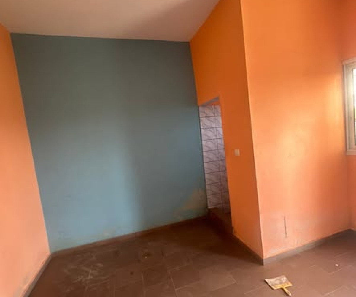 Chambre moderne à PK 14 Douala