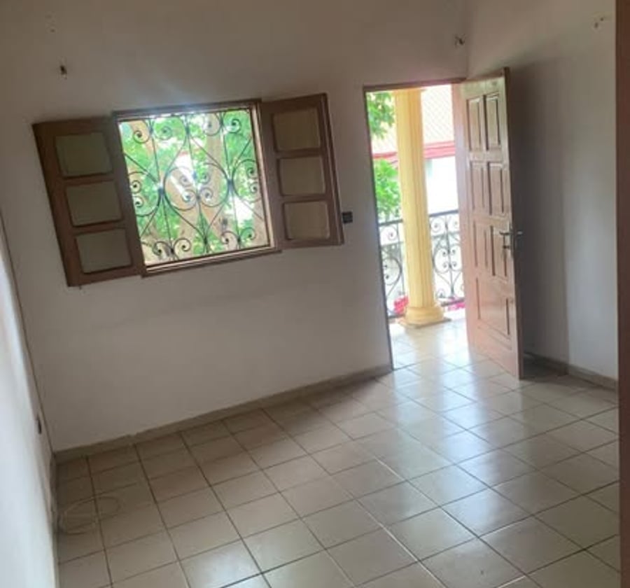 Grand Studio moderne - Biteng