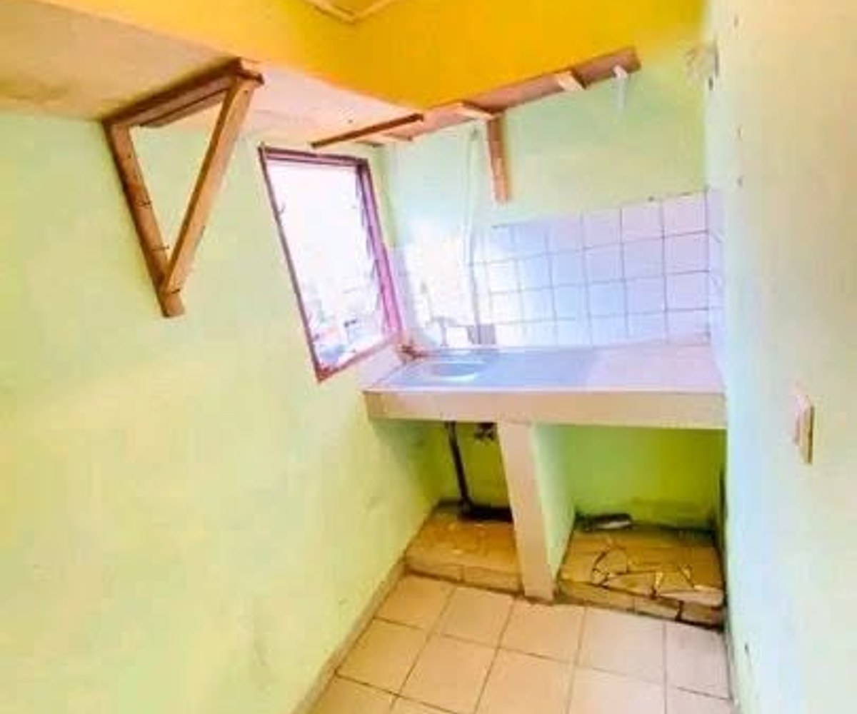 Studio moderne à louer à Logbaba - quartier 1
