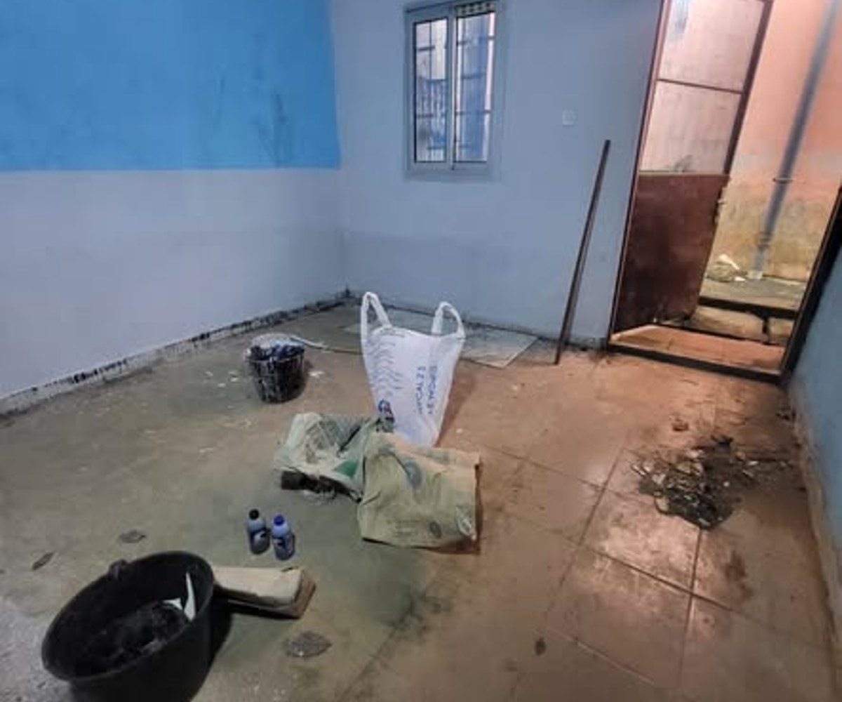 Studio moderne à Pk12, Douala