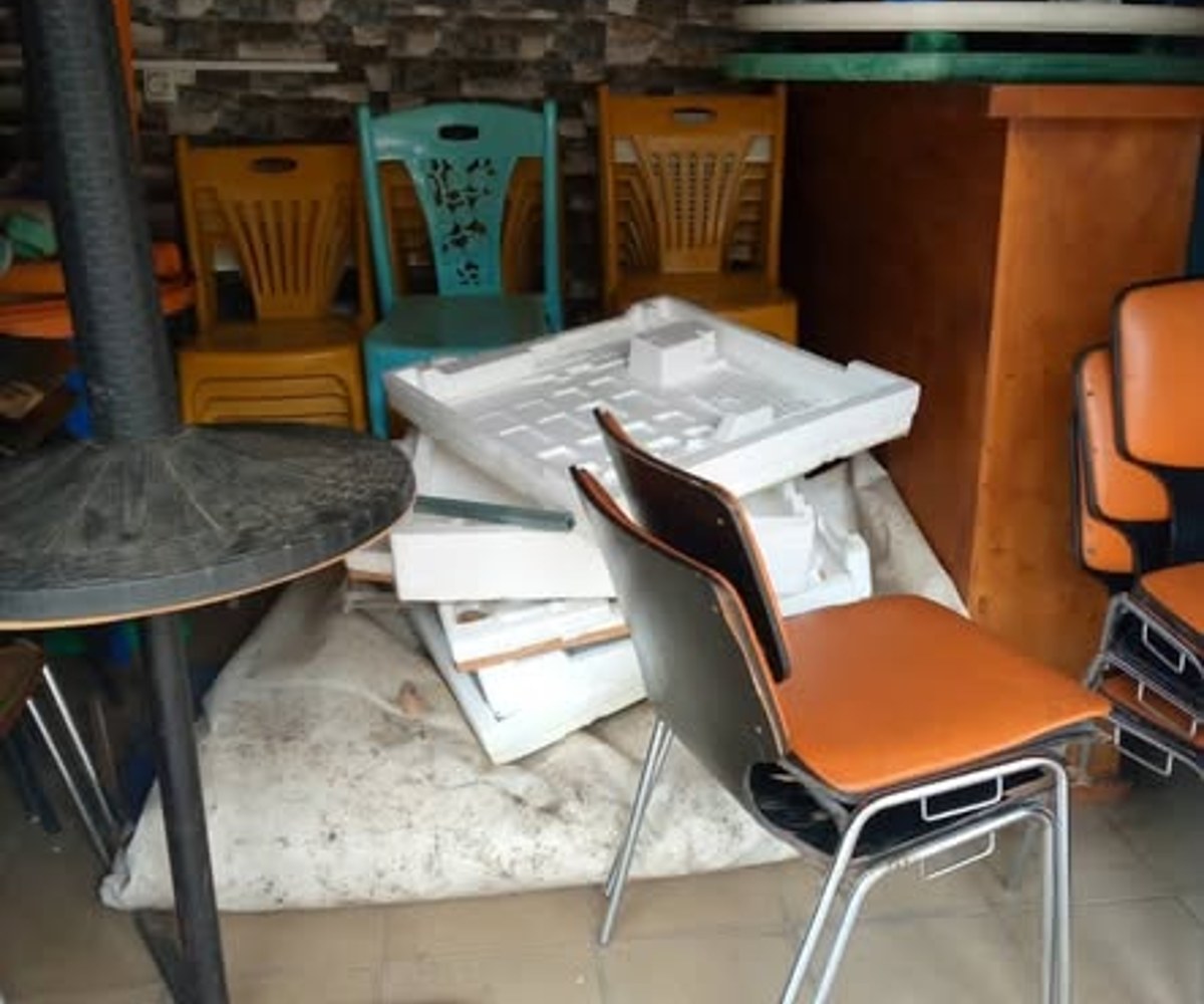 Boutique à louer - Makepe Rhône-Poulenc, Douala