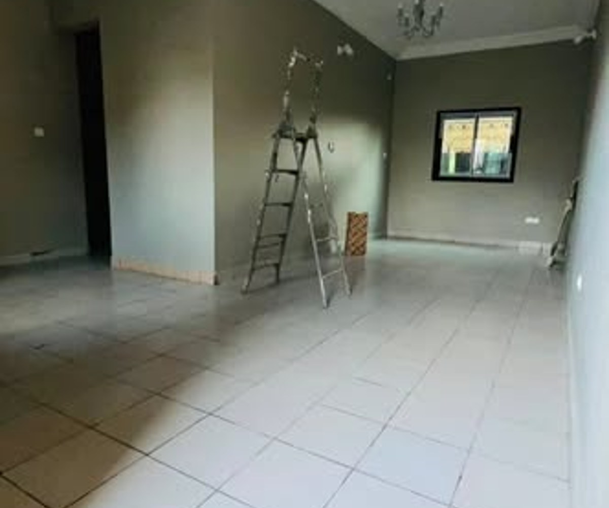 Bel Appartement Moderne à Louer à Logbaba Jardin