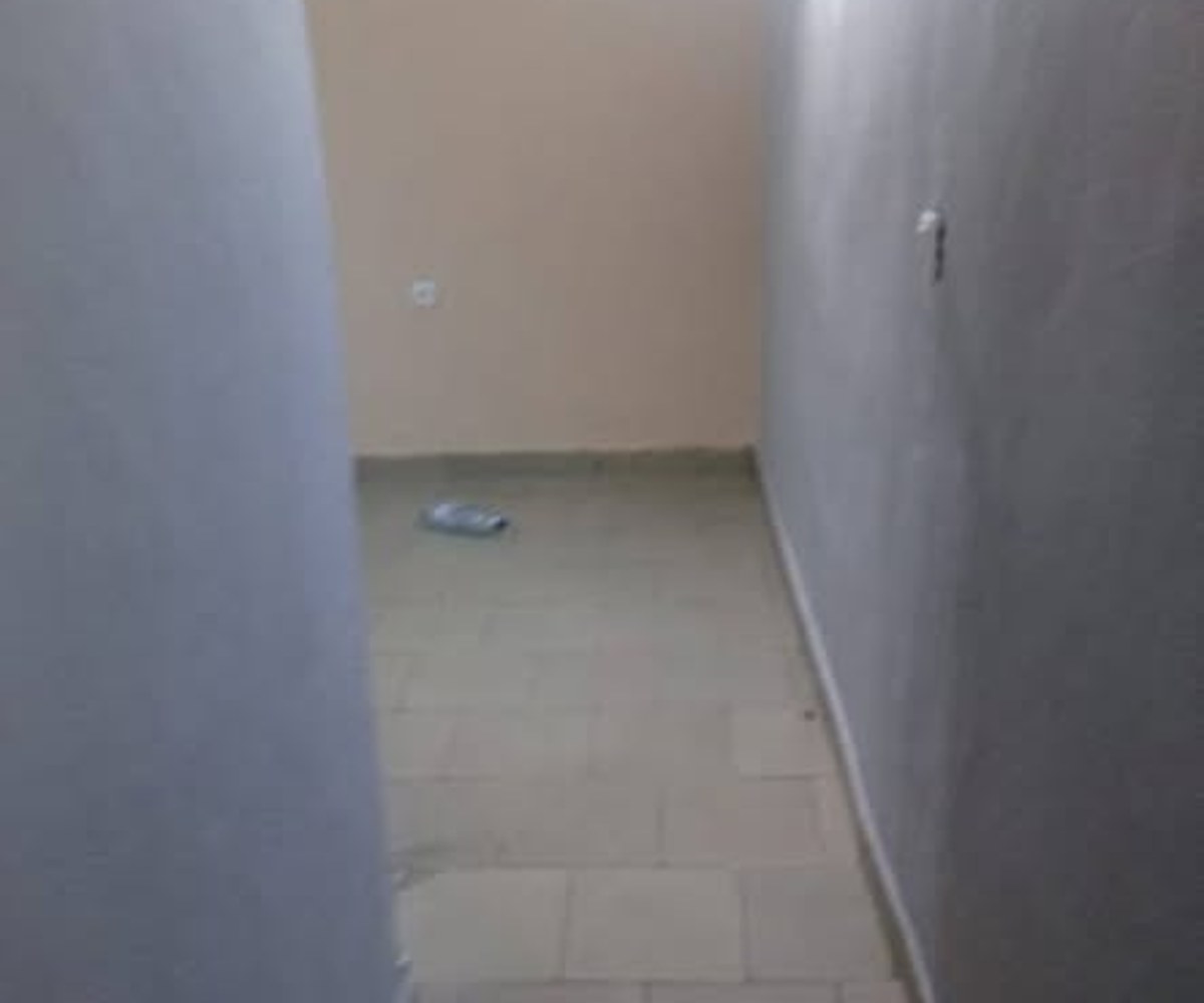 Appartement moderne à louer - PK10, Entrée Cogefar