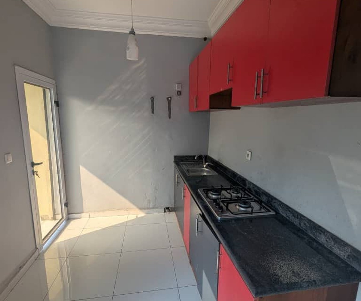 Bel appartement avec piscine à louer à Odza