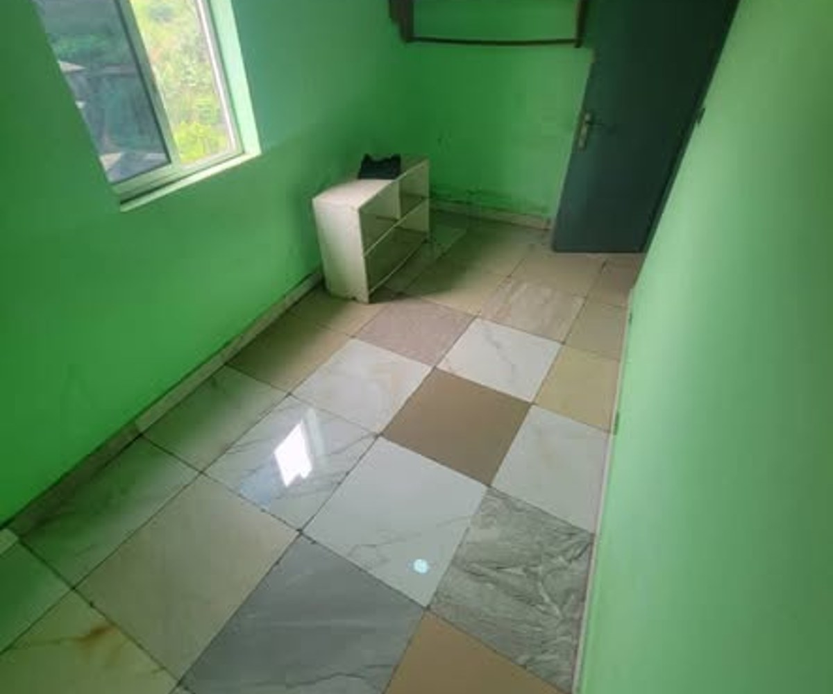 Studio moderne à louer à Ngousso
