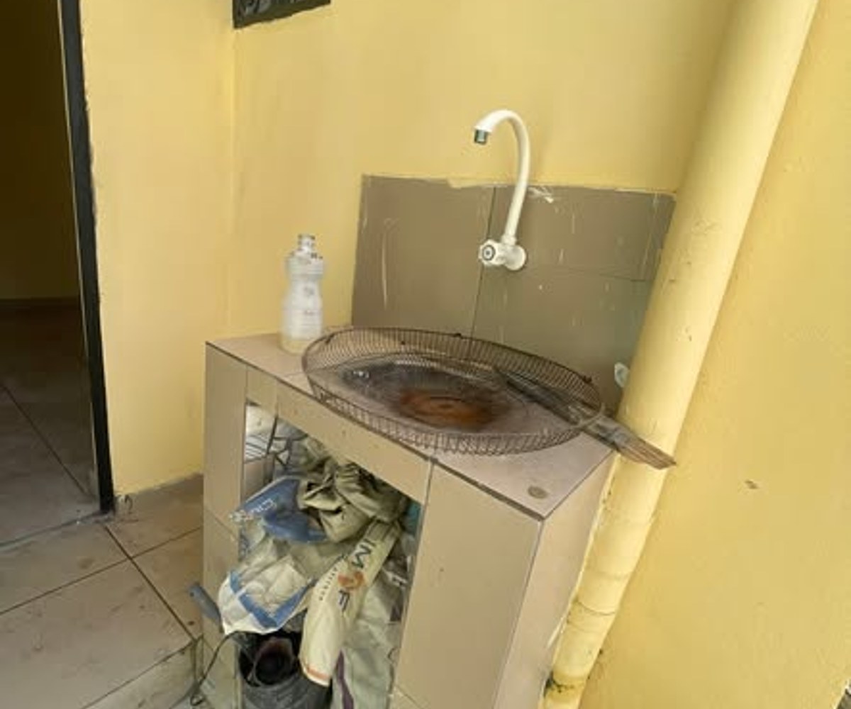 Chambre moderne à PK 12