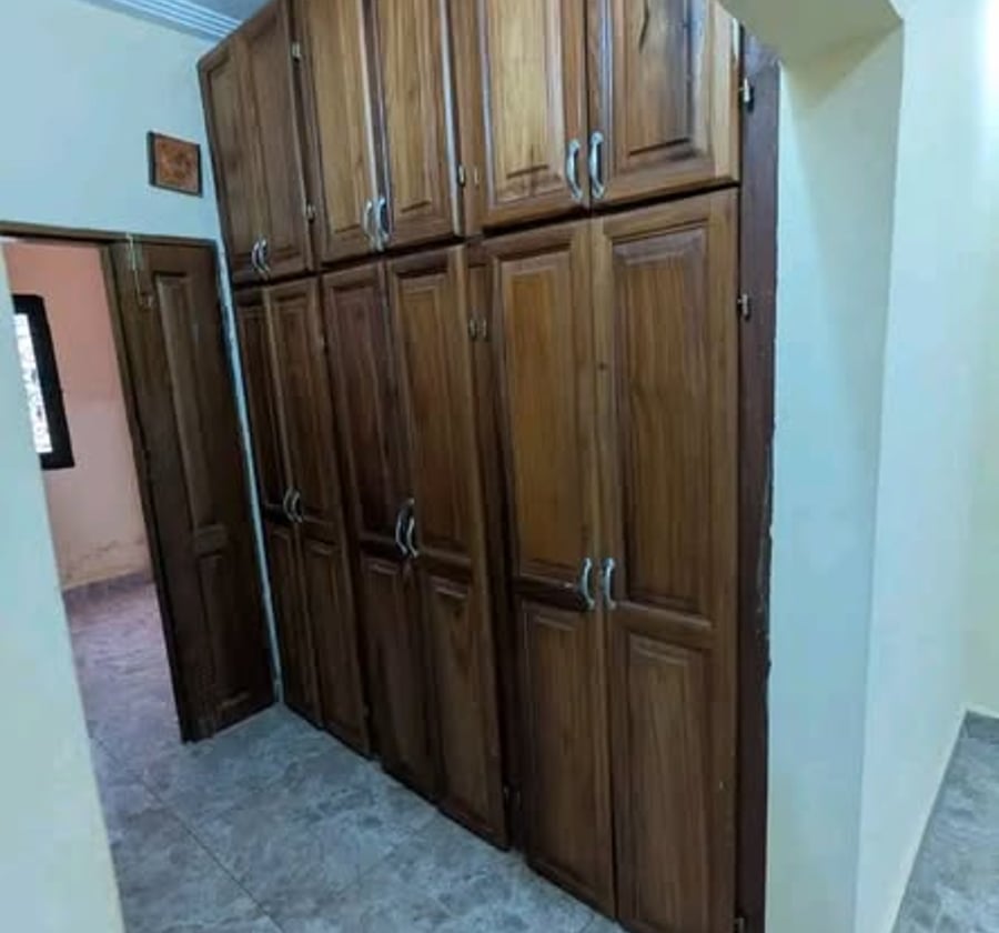 Studio moderne à louer à Tsinga Village