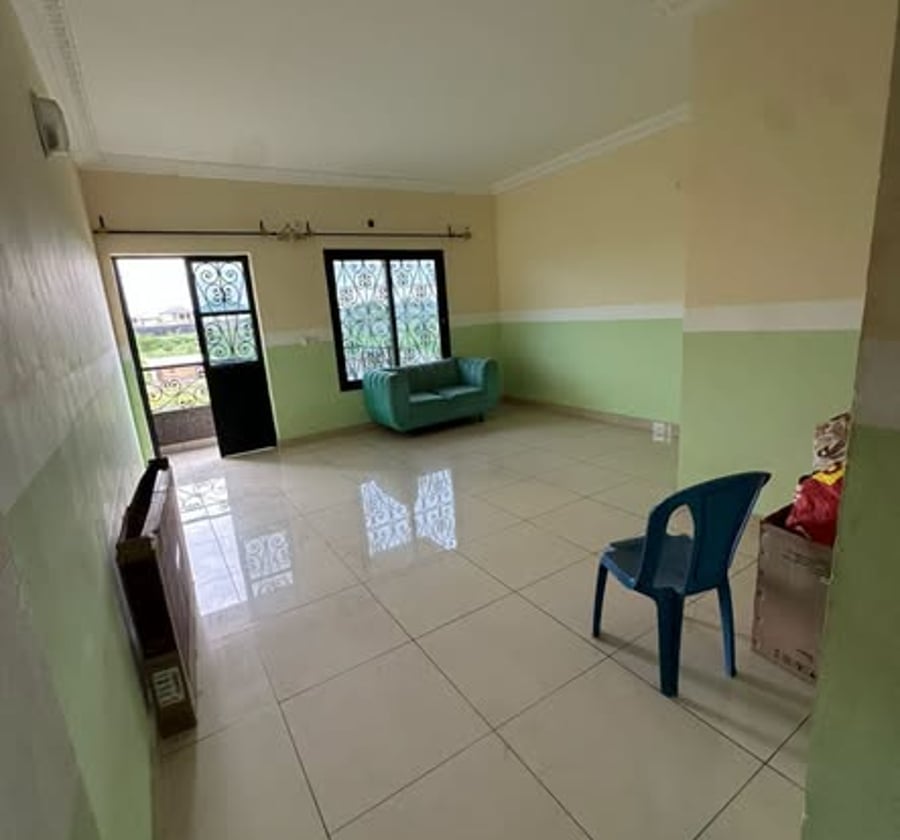 Vaste studio moderne à Yassa (Douala)