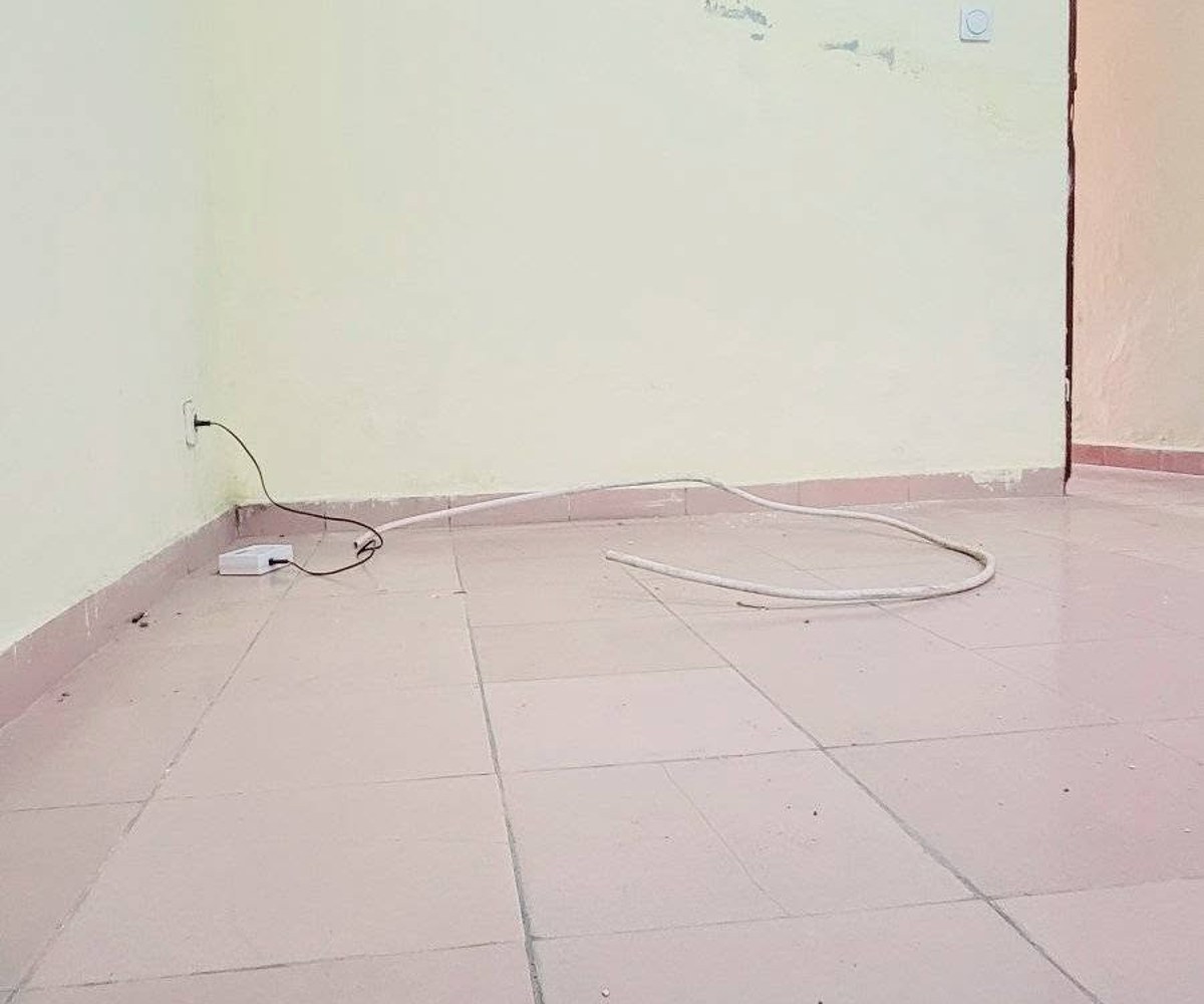 Studio moderne à louer à Obili