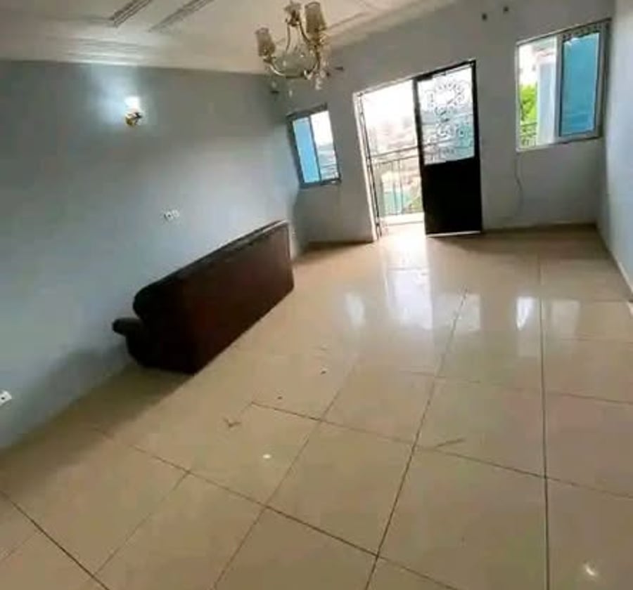 Appartement à louer à Nkolmesseng