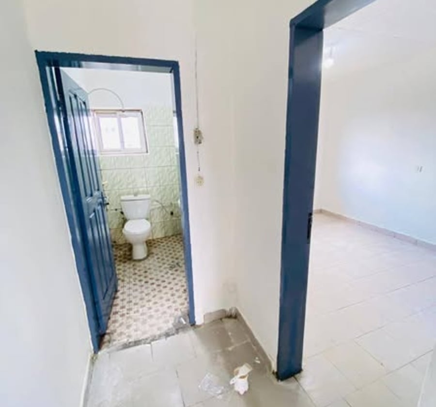 Studio moderne à louer à Logbessou IUC