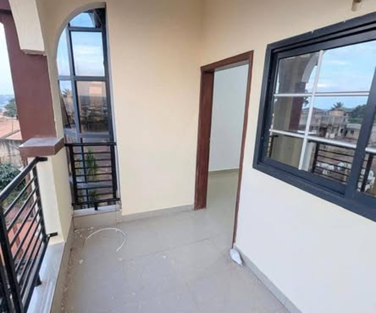 Vaste appartement VIP climatisé à Fougerol