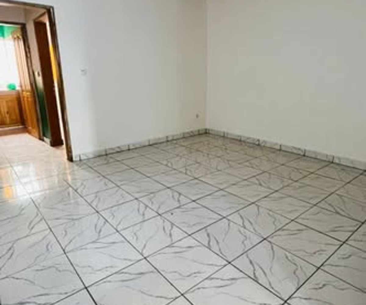 Studio moderne à louer - Logbaba, Douala