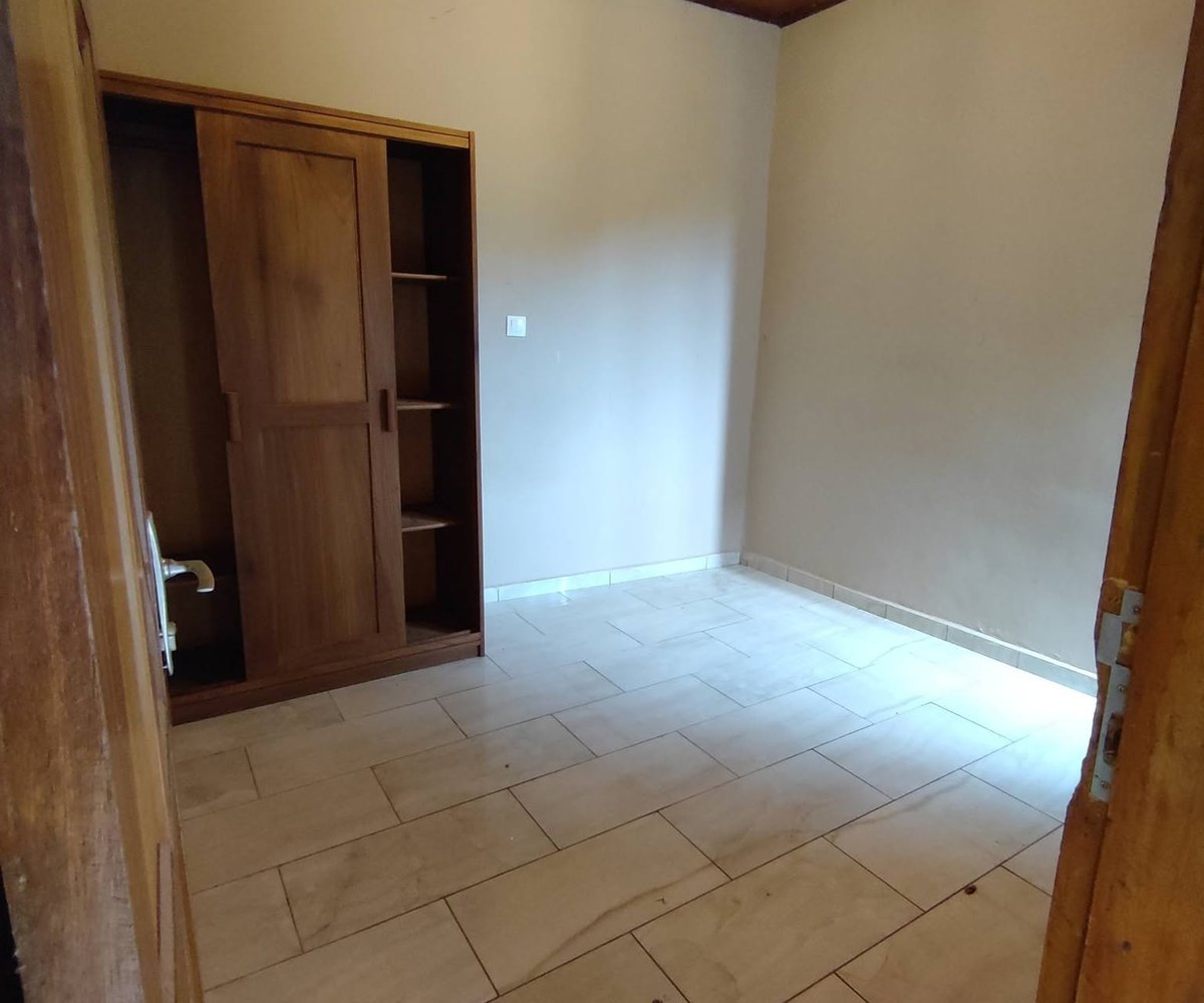 Studio à louer – 65 000 FCFA/mois – Ngousso, Yaoundé