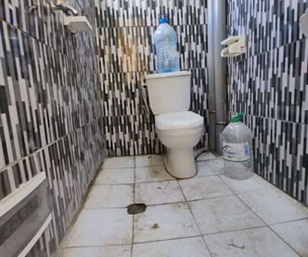 Studio moderne à louer – Nyalla, Douala