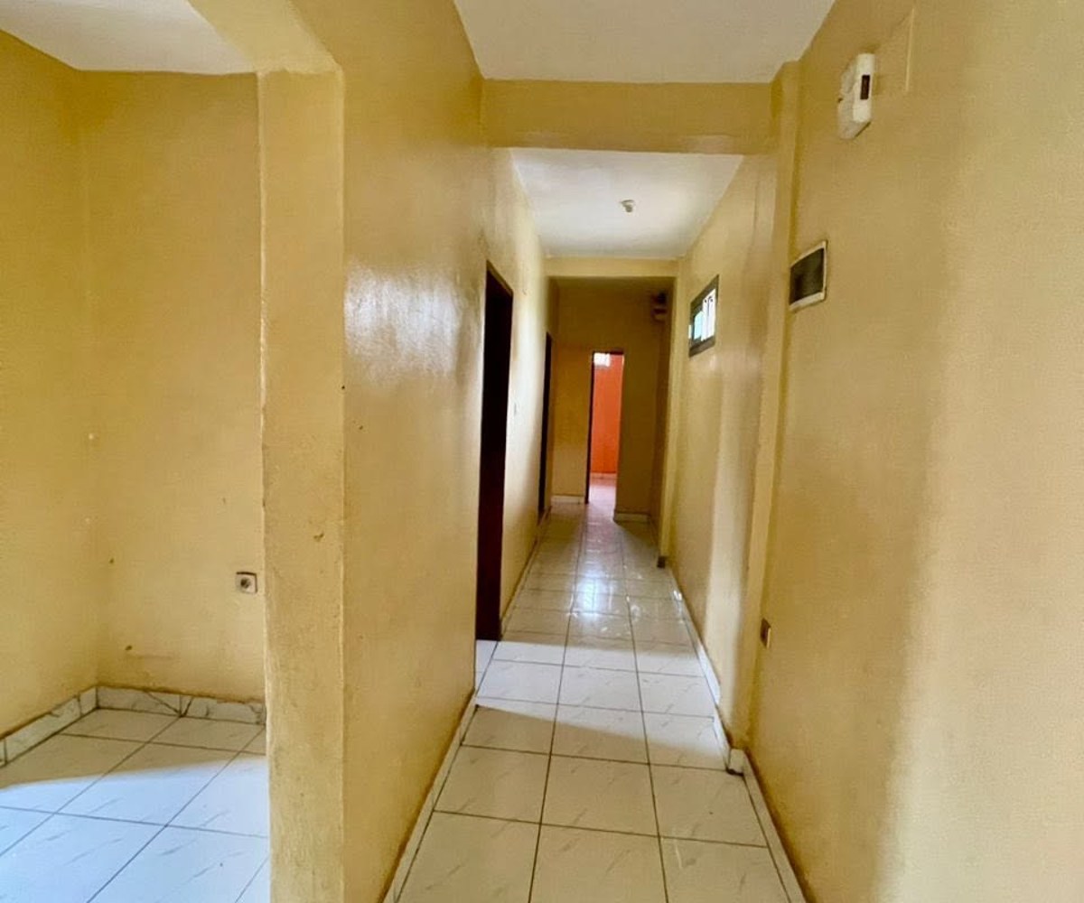 Appartement moderne à louer à Obam