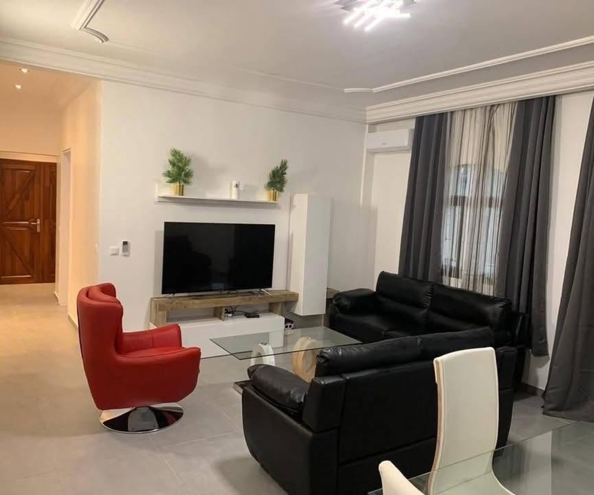 Chambre meublée à Bastos – Yaoundé