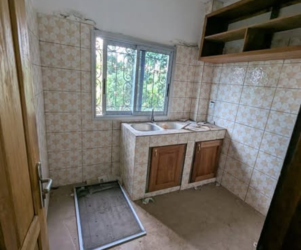 Studio moderne à louer à Fourgerol