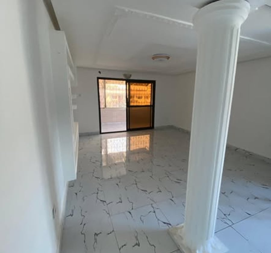 Studio cadre personnel à louer - Akwa Douala