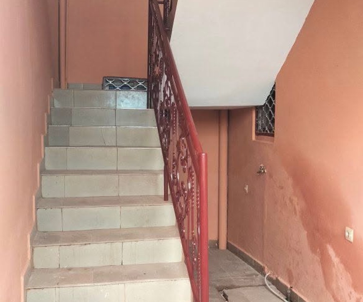Vaste appartement moderne à Nkolmesseng