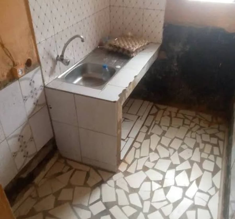 Grande chambre moderne 3 pièces - Nsimeyong