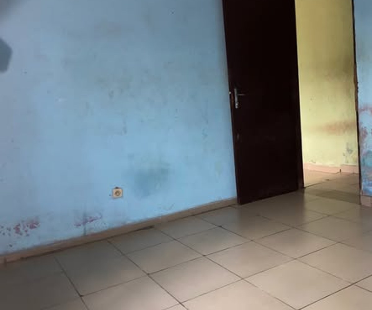 Studio moderne à louer à Ndogpassi II (Chefferie)