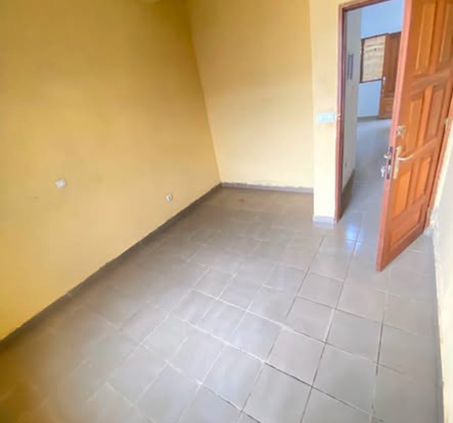 Appartement à louer à Nkolbisson - 2 chambres, 70 000 FCFA/mois