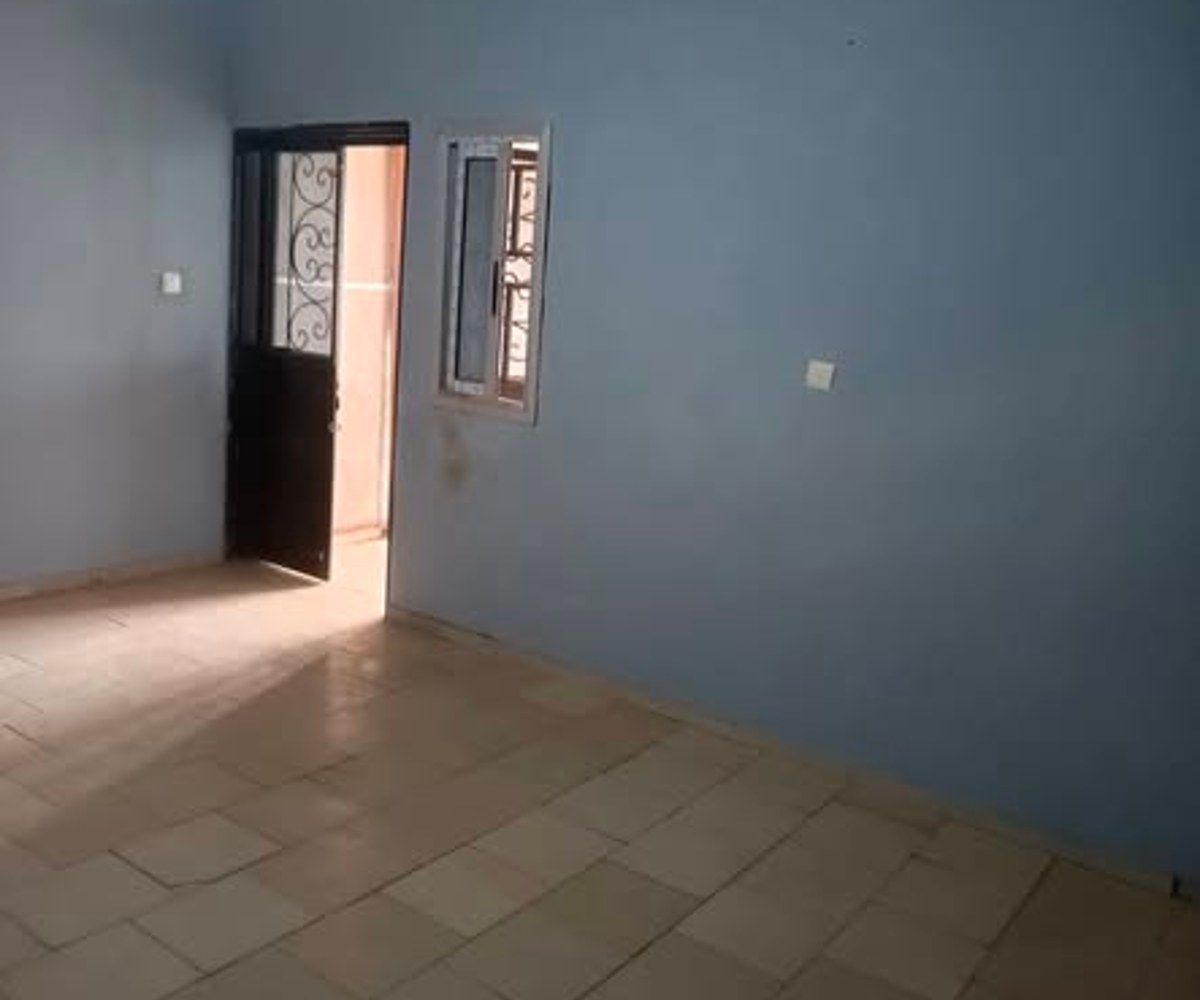 Vaste appartement 3 chambres à Nkomo Okoui - Yaoundé