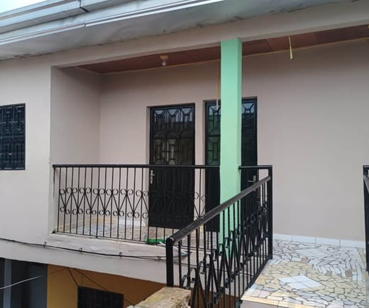 Studio moderne à PK12, Entrée Baobab