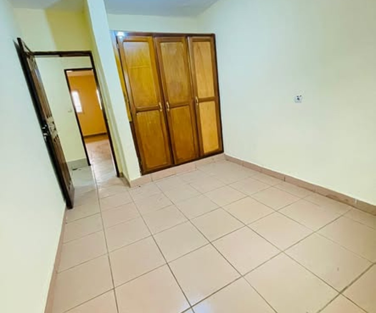 Appartement moderne au carrefour Biyem-Assi