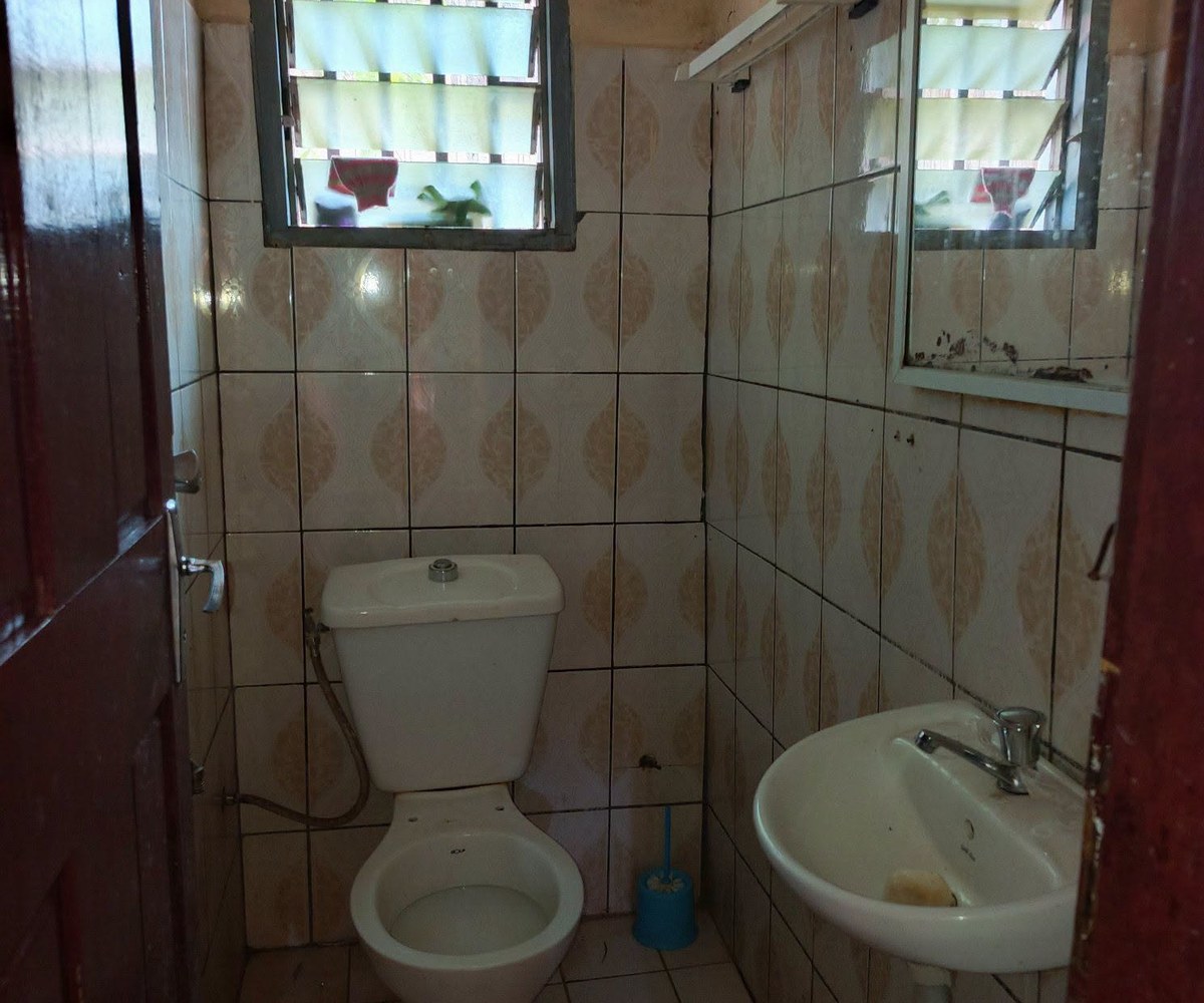 Appartement moderne à louer à Pont Emana - 80 000 FCFA/mois