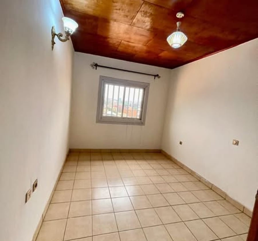 Appartement moderne à louer – Nsam, Yaoundé