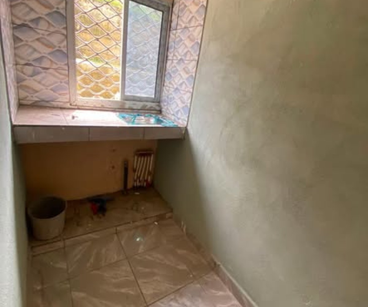 Chambres et studios modernes à louer - Nkolbong