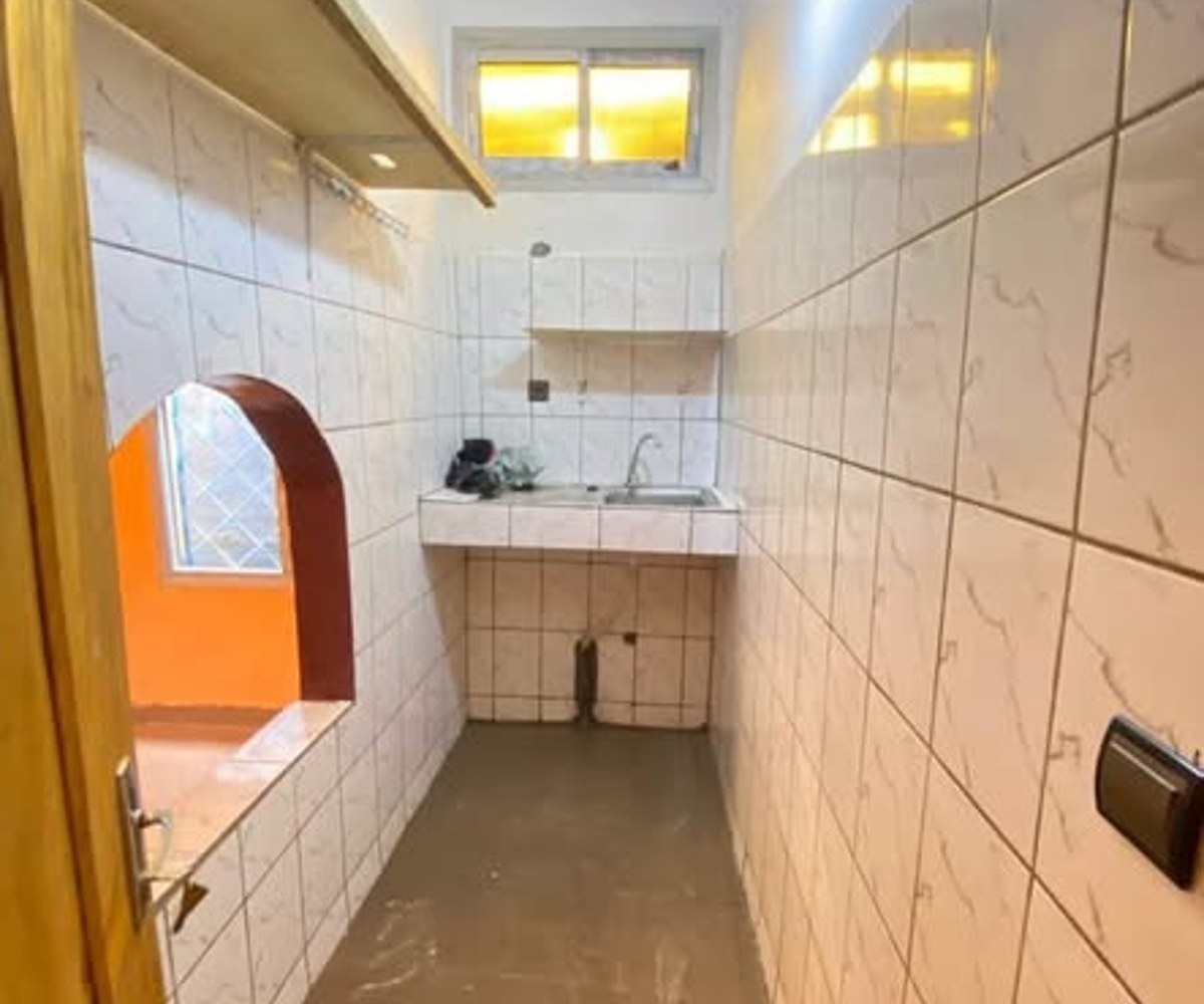 Appartement 2 chambres à Efoulan - 80 000 XAF/mois